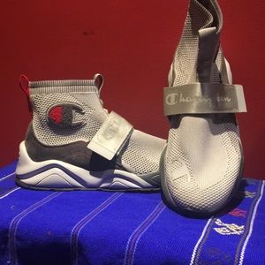 Champion high tops size 9m